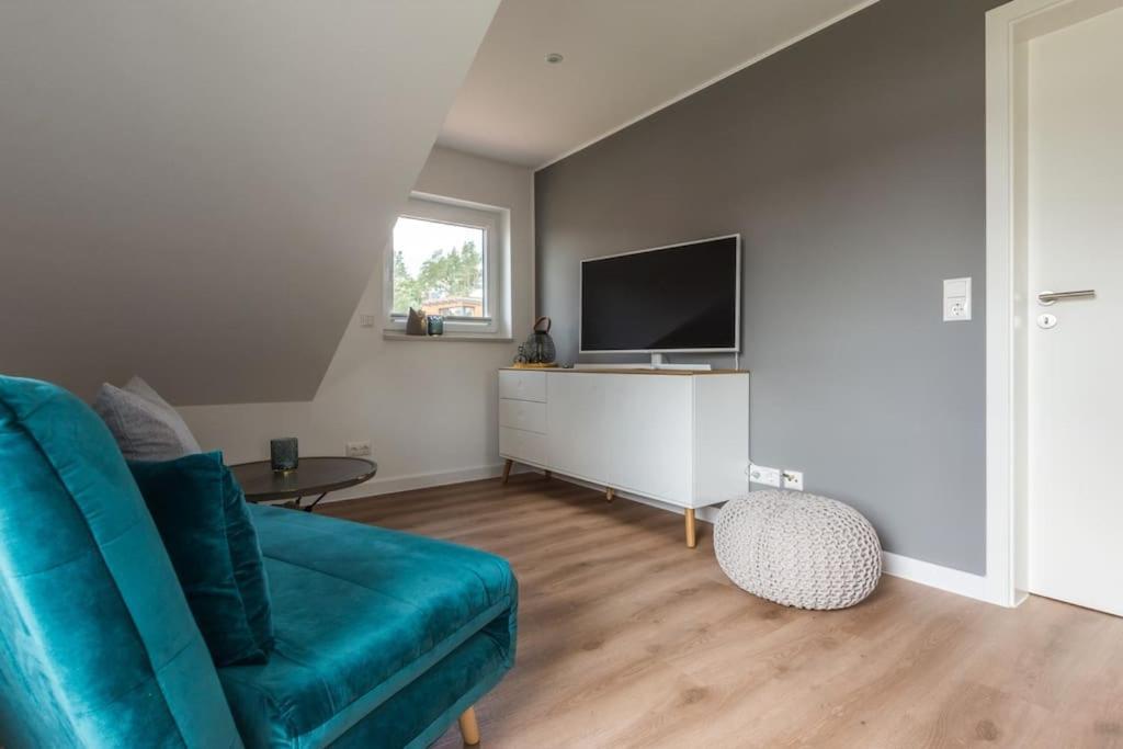 5 Sterne-Ferienhaus Eisvogel Am See Mit Sauna Und Kamin Krakow am See Ngoại thất bức ảnh