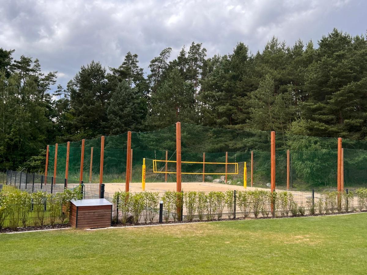 5 Sterne-Ferienhaus Eisvogel Am See Mit Sauna Und Kamin Krakow am See Ngoại thất bức ảnh